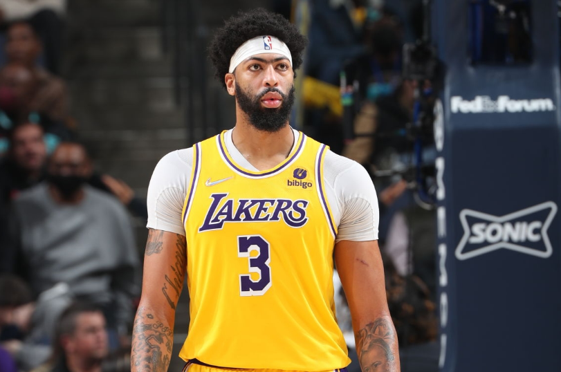 Uzi官方宣布夺冠新规,湖人引发争议!上演精彩一战的简单介绍 Uzi官方宣布夺冠新规,湖人引发争议!上演精彩一战的简单介绍